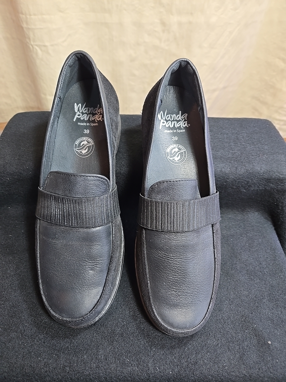 Wanda Panda Black Slip-On Loafers SIZE 39 (US 8-81/2) NWOT